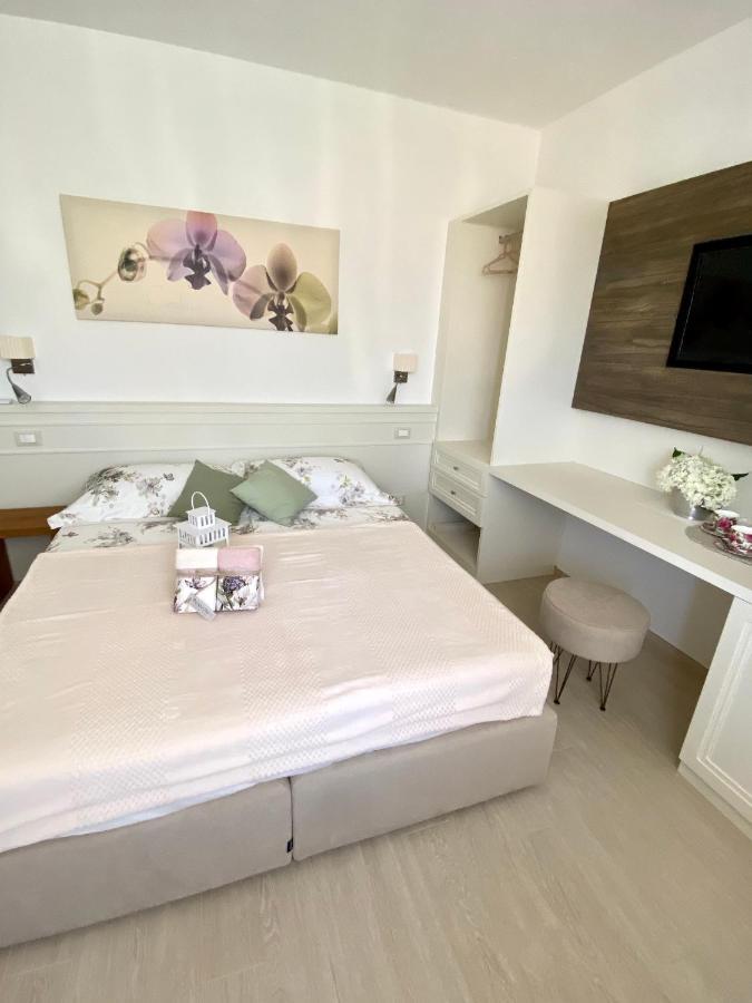 Bellaisa Bed & Breakfast 카마이오레 외부 사진
